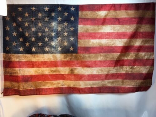 Distressed Look 3'x5' US Flag